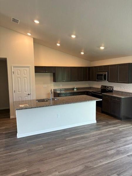 Furnished interior view inside a new home in , Ocala (Image 5).