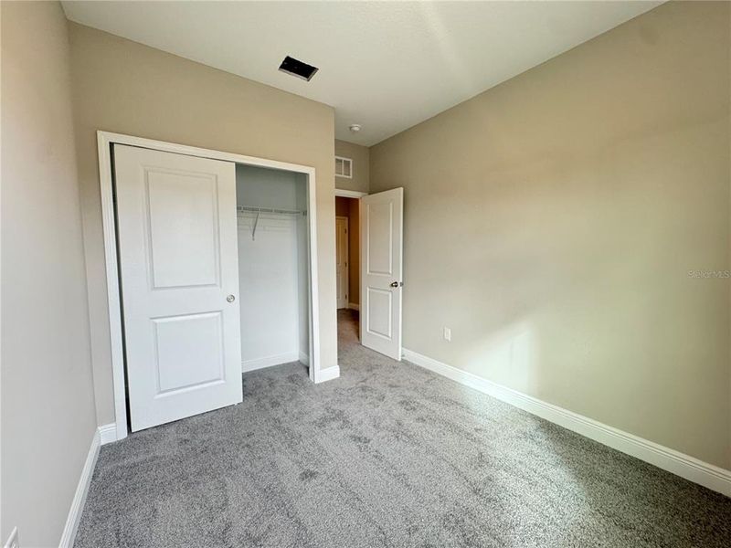 Spacious, unfurnished interior of a new home in , Winter Garden (Image 15).