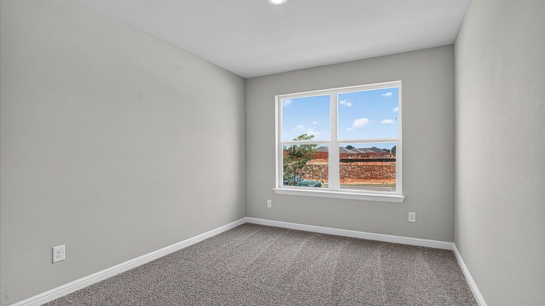 Spacious, unfurnished interior of a new home in Sandstone Estates, Granbury (Image 22).
