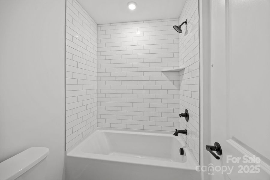 Image 19 of a home in Farms at Bellingham.