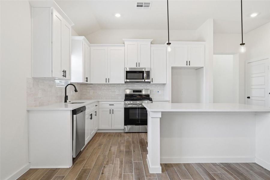 Furnished interior view inside a new home in Foxtail Palms, Manvel (Image 9).