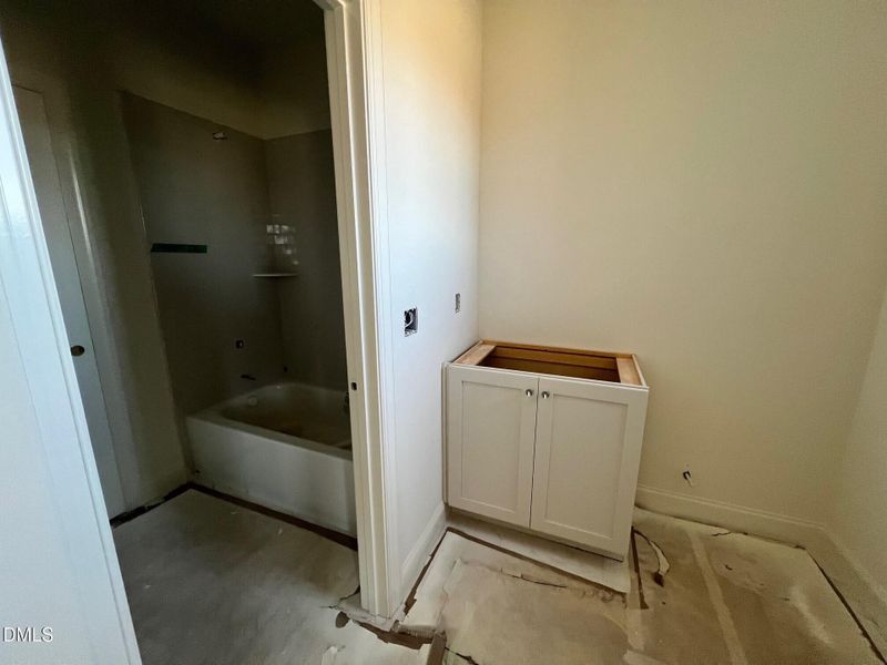 2nd floor guest bath