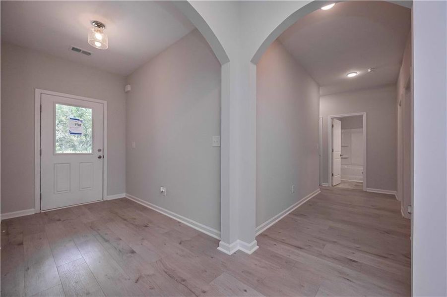 Spacious, unfurnished interior of a new home in , Villa Rica (Image 20). Spacious, unfurnished interior of a new home in , Villa Rica (Image 20).