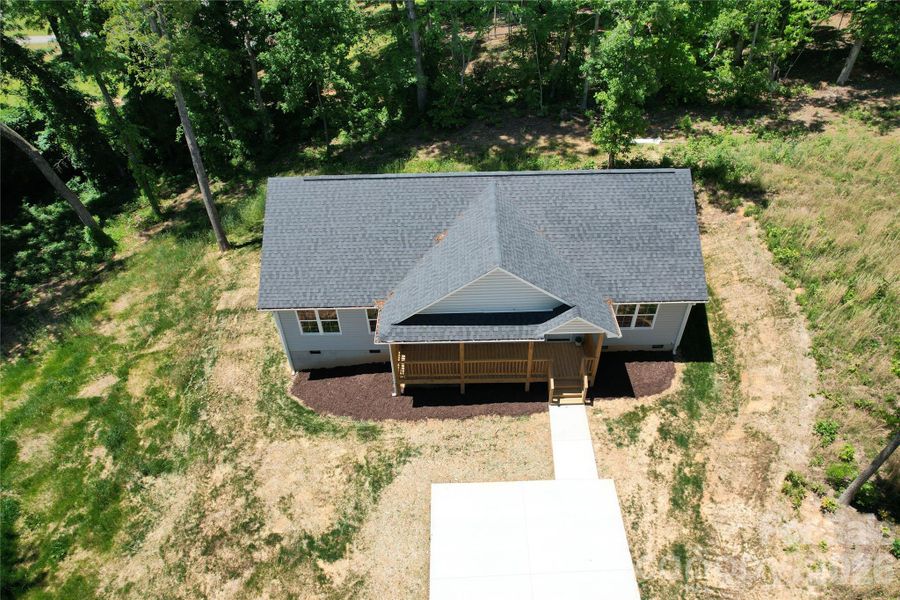 Exterior details and patio area of a home in , Lexington (Image 33).
