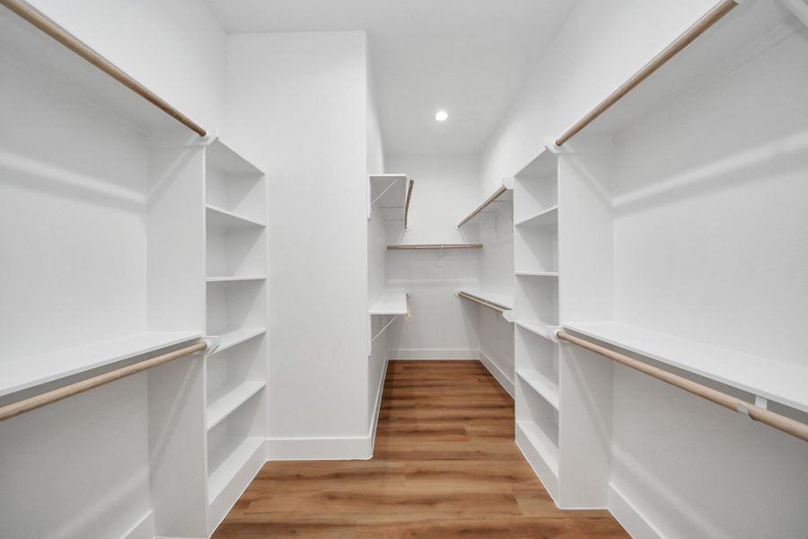 Walk-in closet