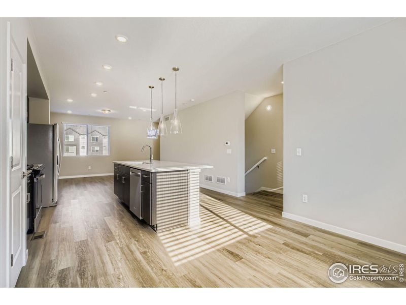 Dedicated dining space Dedicated dining space