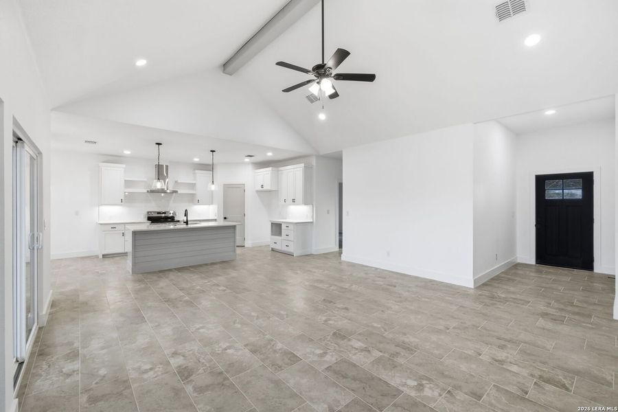 Spacious, unfurnished interior of a new home in , Canyon Lake (Image 34). Spacious, unfurnished interior of a new home in , Canyon Lake (Image 34).