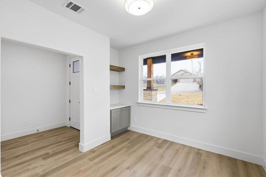 Spacious, unfurnished interior of a new home in , Fort Worth (Image 13). Spacious, unfurnished interior of a new home in , Fort Worth (Image 13).