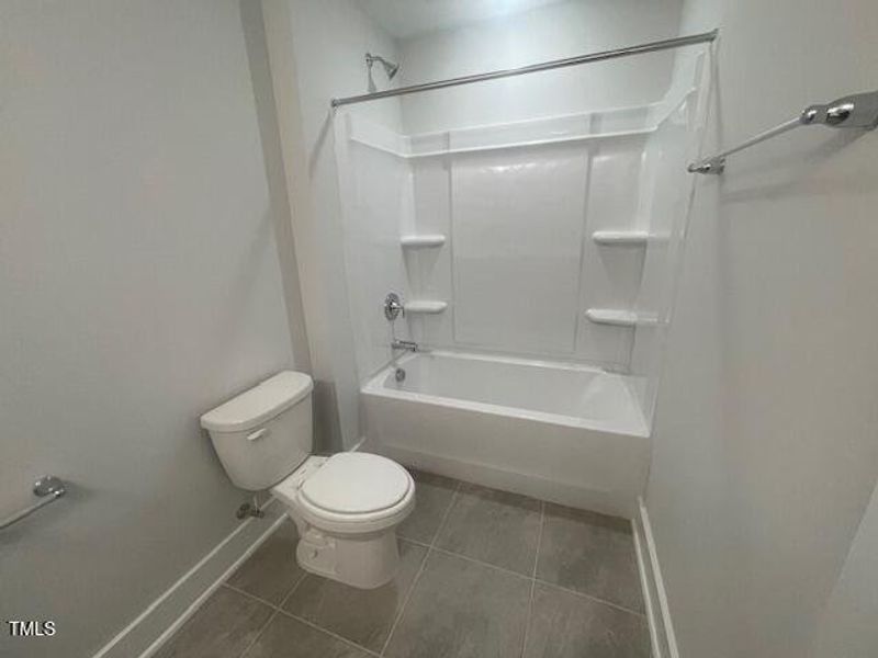 Full half bath 2nd floor Full half bath 2nd floor