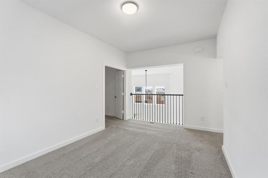 Spacious, unfurnished interior of a new home in Sandbrock Ranch, Aubrey (Image 25). Spacious, unfurnished interior of a new home in Sandbrock Ranch, Aubrey (Image 25).