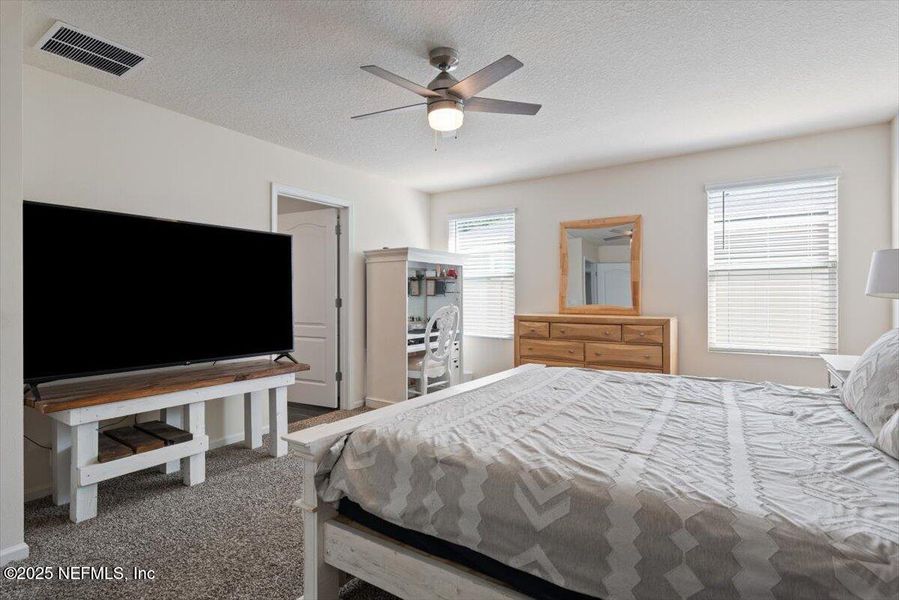 Furnished interior view inside a new home in Willow Springs, Green Cove Springs (Image 32). Furnished interior view inside a new home in Willow Springs, Green Cove Springs (Image 32).