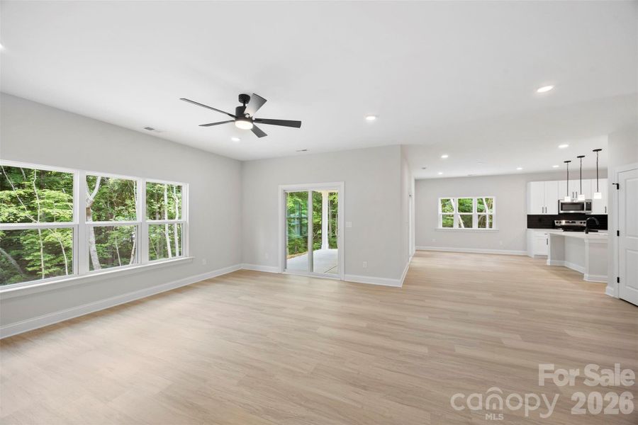 Spacious, unfurnished interior of a new home in , Gastonia (Image 18).