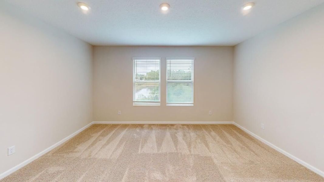 Spacious, unfurnished interior of a new home in Egret Creek, Jacksonville (Image 12).