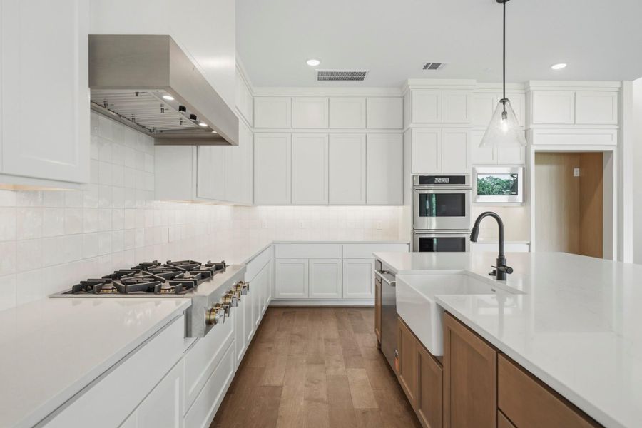 Furnished interior view inside a new home in Bentwood Farms, Montgomery (Image 17).