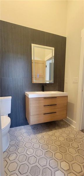 Furnished interior view inside a new home in , Ellijay (Image 10).