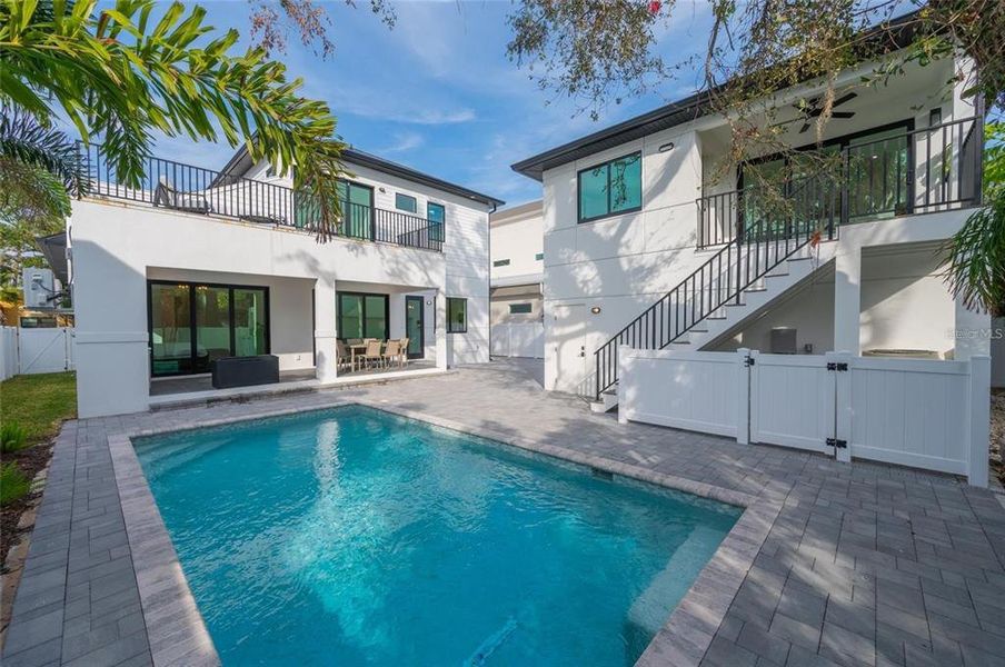 Exterior details and patio area of a home in , Sarasota (Image 27).