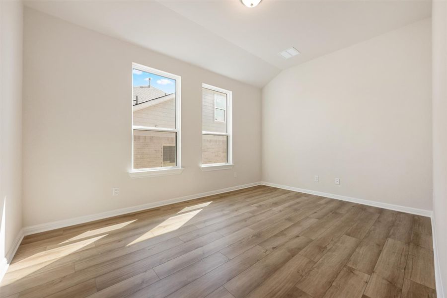 Representative images and renderings are for illustrative purposes. Actual structural options and design finishes of home may vary. Representative images and renderings are for illustrative purposes. Actual structural options and design finishes of home may vary.