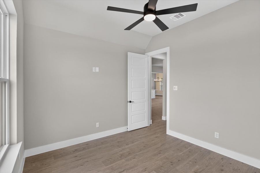 Spacious, unfurnished interior of a new home in Coyote Crossing, Godley (Image 37).