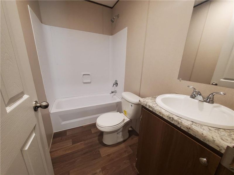 Furnished interior view inside a new home in , Marble Hill (Image 7).