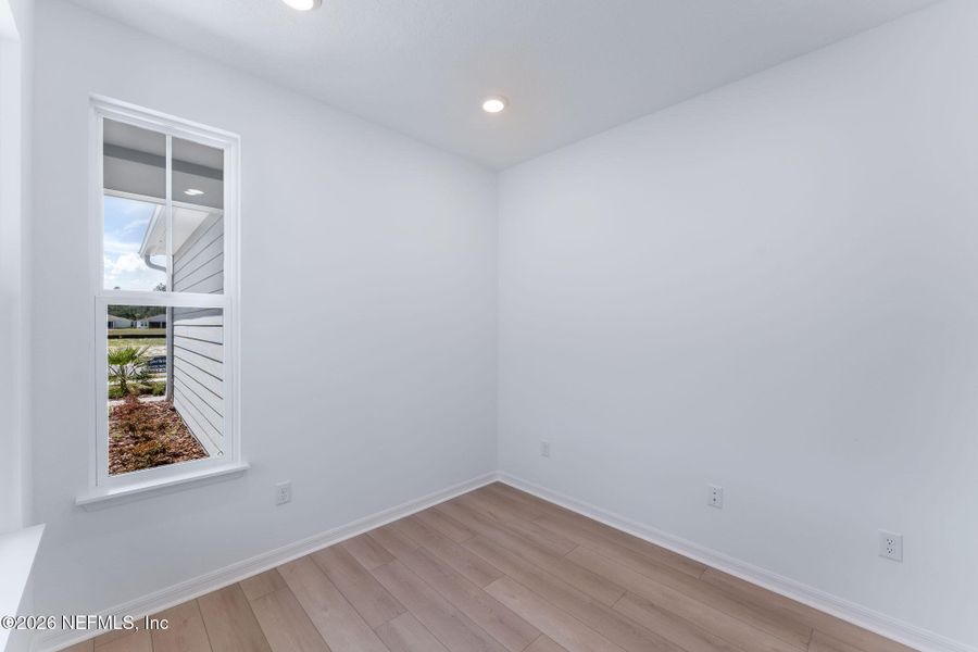 Spacious, unfurnished interior of a new home in Del Webb Wildlight, Yulee (Image 20).