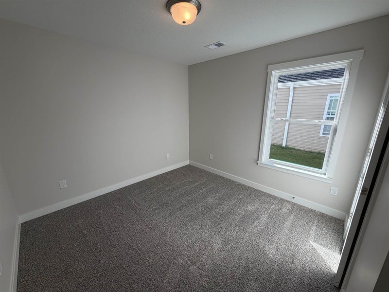 Spacious, unfurnished interior of a new home in Cleveland Meadows, Spartanburg (Image 12).