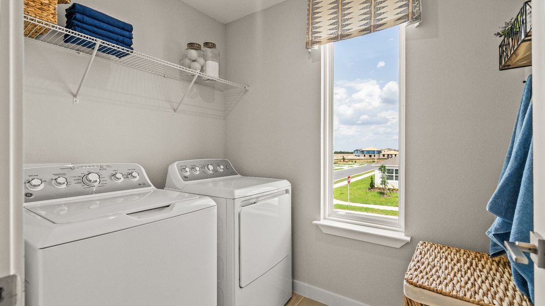 Representative furnished interior of a home built from the Highbourne by DRB Homes in Willowbrook North, Winter Haven (Image 49).