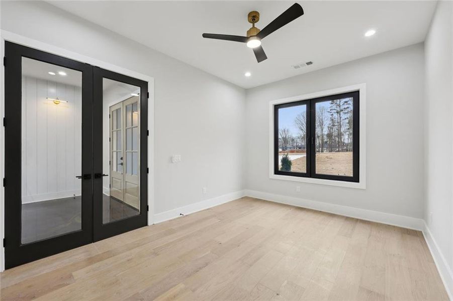 Spacious, unfurnished interior of a new home in , Auburn (Image 24).