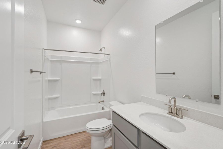 20-web-or-mls-W Bajada Rd-S2409-020