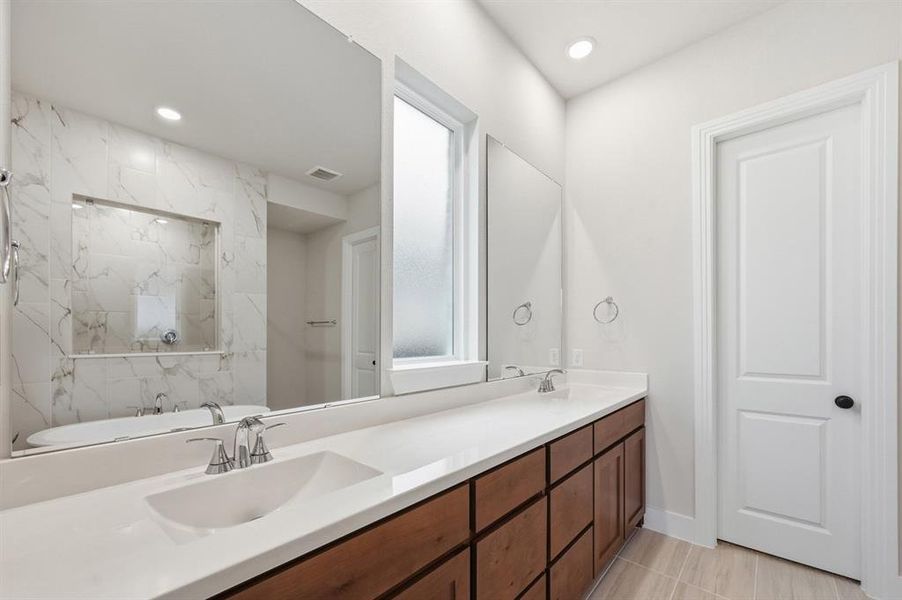 Furnished interior view inside a new home in Sonoma Verde: 70ft. lots, McLendon-Chisholm (Image 9).