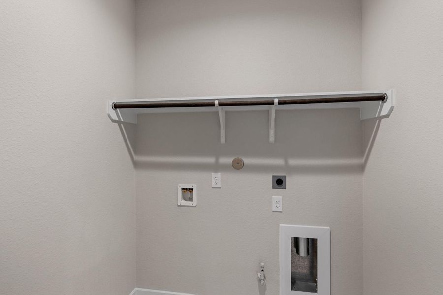 Spacious, unfurnished interior of a new home in Briarwood Crossing, Rosenberg (Image 34). Spacious, unfurnished interior of a new home in Briarwood Crossing, Rosenberg (Image 34).