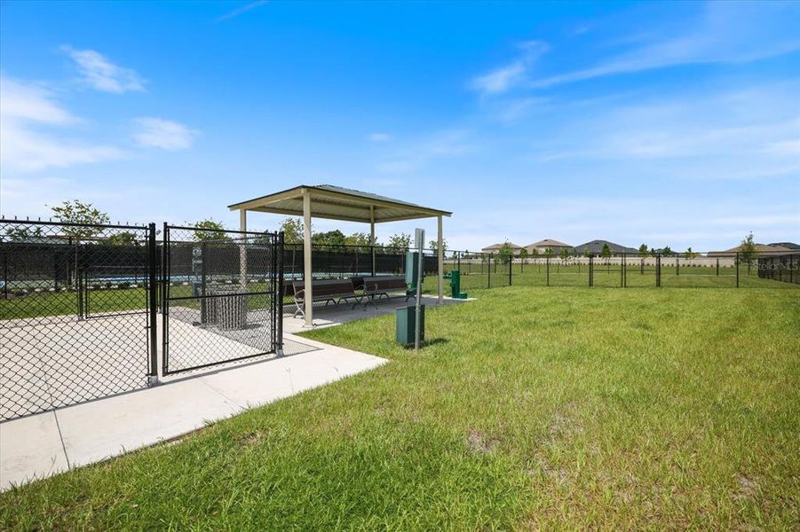 Community amenities in , Palmetto (Image 56).