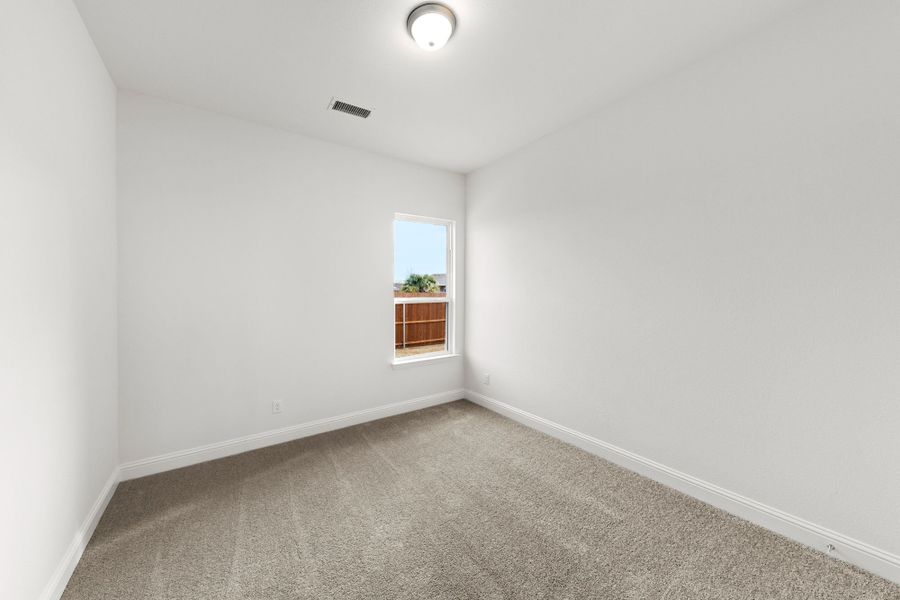 Representative unfurnished interior of a home built from the The Rio Grande Executive by UnionMain Homes in Wildflower Ranch, Justin (Image 18).