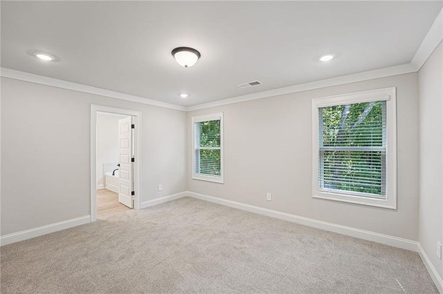 Spacious, unfurnished interior of a new home in Hemingway - Reserve Series, Cumming (Image 28). Spacious, unfurnished interior of a new home in Hemingway - Reserve Series, Cumming (Image 28).