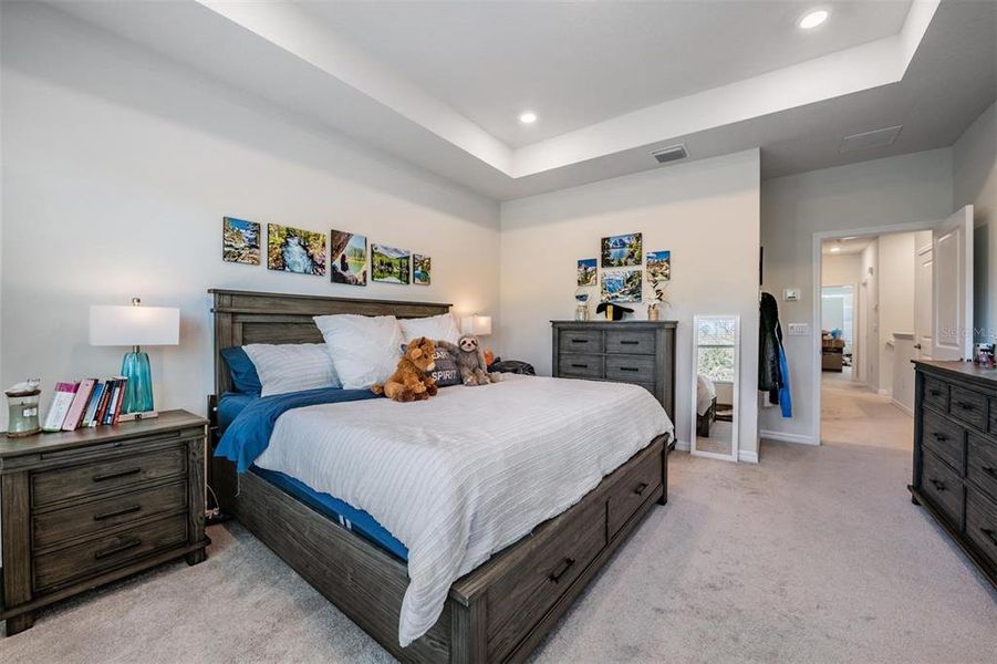 Furnished interior view inside a new home in , Land O' Lakes (Image 13).