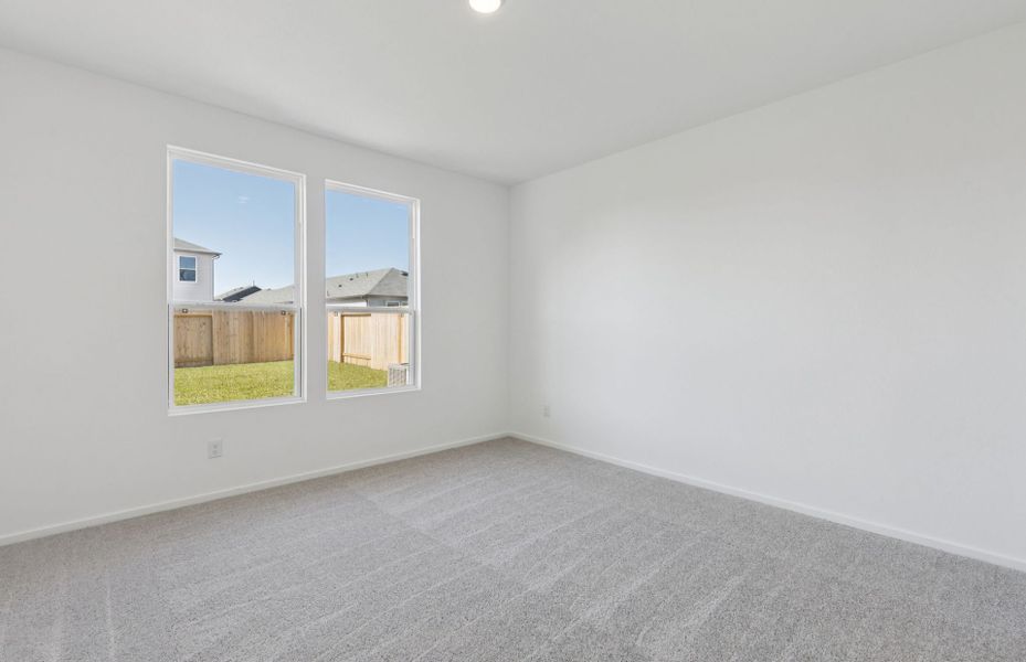 Spacious, unfurnished interior of a new home in Montgomery Bend, Montgomery (Image 21).