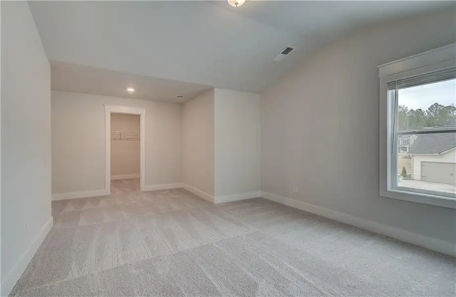 Spacious, unfurnished interior of a new home in , Senoia (Image 17).