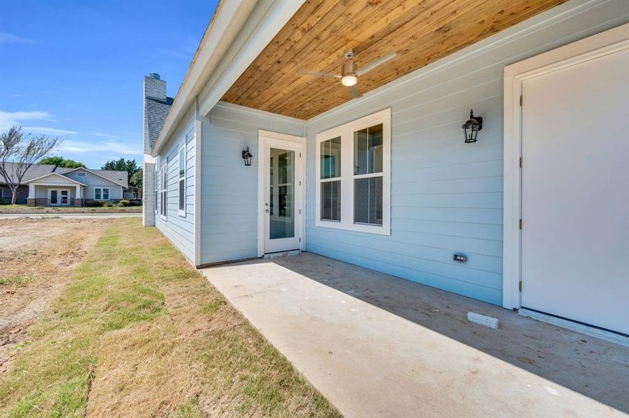 Front exterior of a new home in , Midlothian, TX, highlighting curb appeal (Image 18).