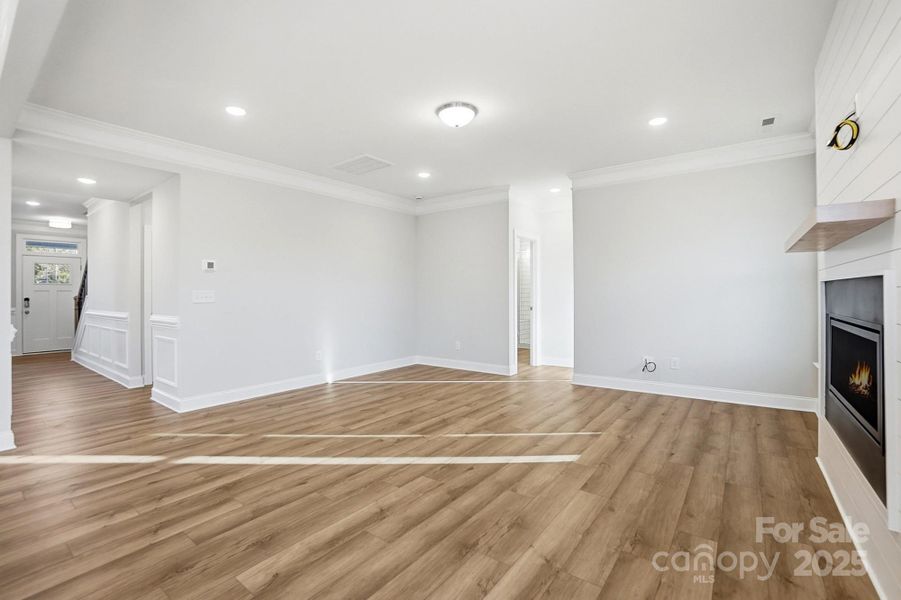 Spacious, unfurnished interior of a new home in Waterford Commons, Rock Hill (Image 34).