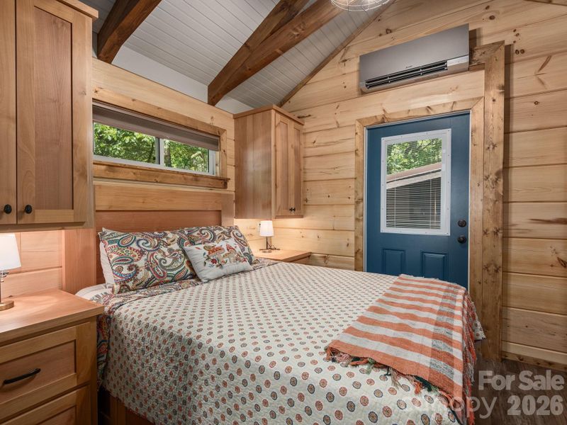 Furnished interior view inside a new home in , Lake Toxaway (Image 4).
