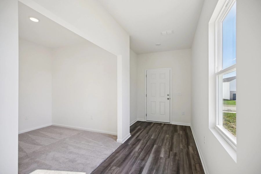 Representative unfurnished interior of a home built from the Pegasus by Starlight Homes in Sunrise at Arbor Ridge, La Vergne (Image 17).