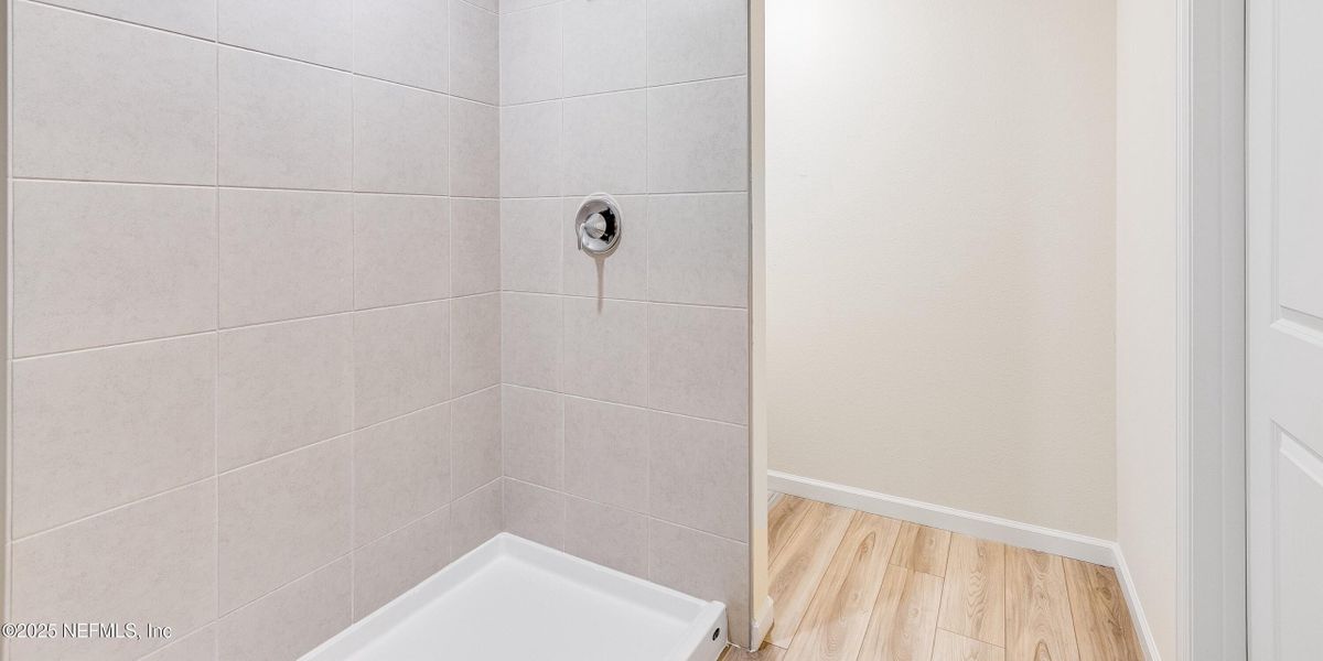 Image 13 of a home in Kings Preserve. Image 13 of a home in Kings Preserve.