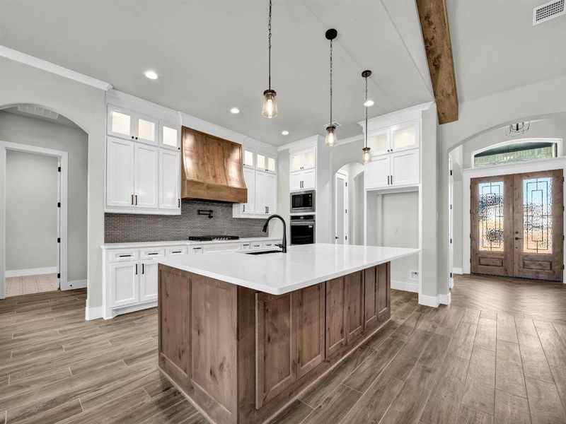 Furnished interior view inside a new home in , Weatherford (Image 10).