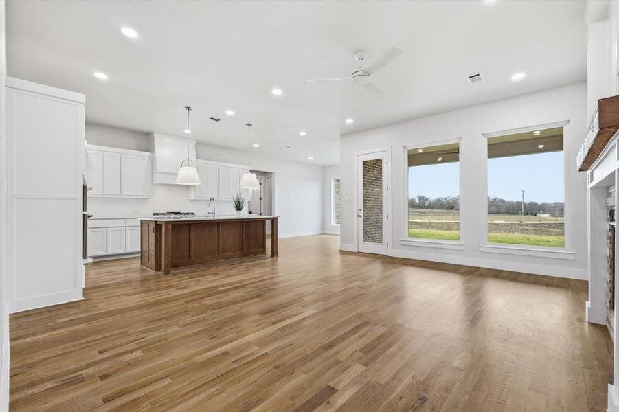 Spacious, unfurnished interior of a new home in , Mesquite (Image 25).