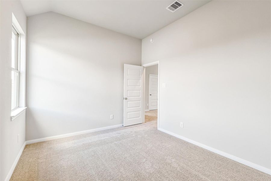 Spacious, unfurnished interior of a new home in Stone Creek Ranch, Hockley (Image 40). Spacious, unfurnished interior of a new home in Stone Creek Ranch, Hockley (Image 40).