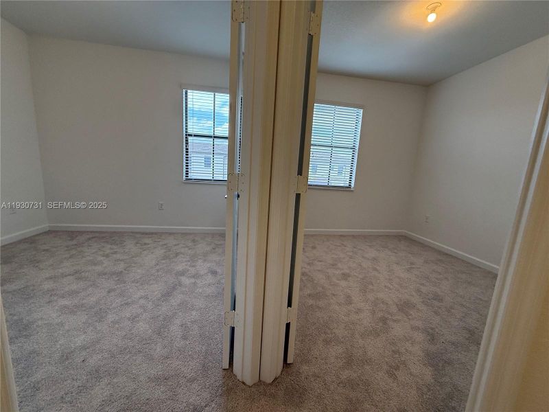 Spacious, unfurnished interior of a new home in , Homestead (Image 12).