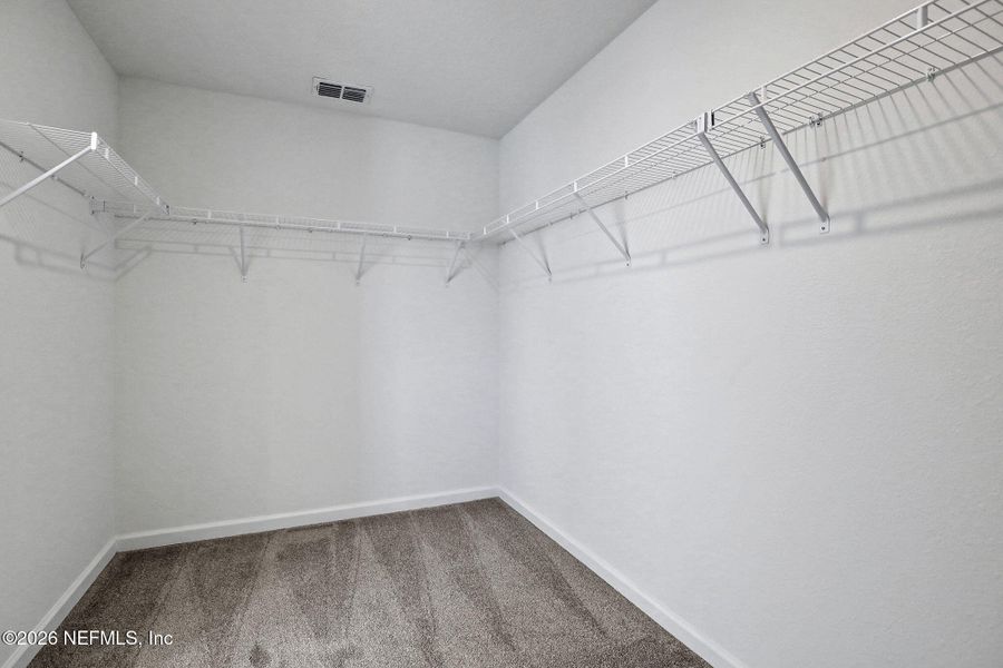 Spacious, unfurnished interior of a new home in Amberly, Green Cove Springs (Image 47).