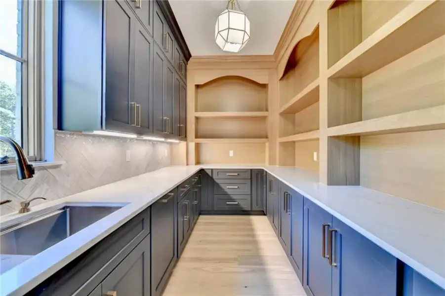 Furnished interior view inside a new home in Lyndon Creek, Milton (Image 22).