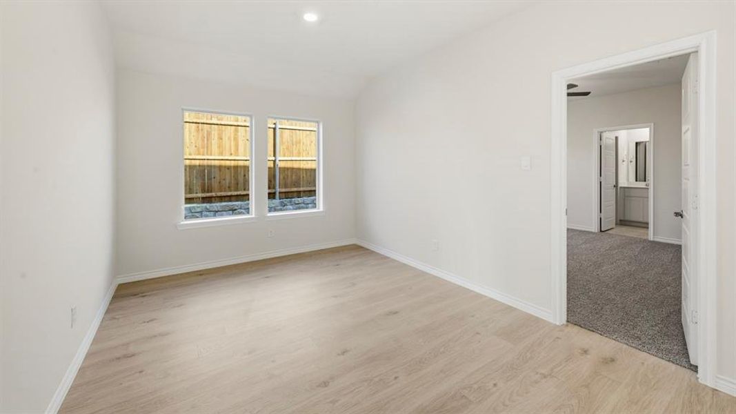 Spacious, unfurnished interior of a new home in Winchester Crossing, Princeton (Image 22).