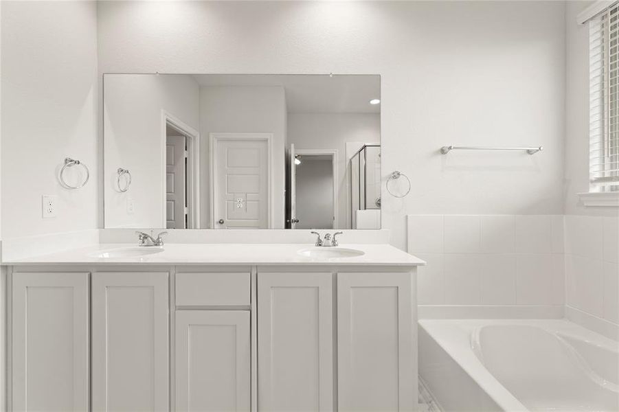 23. 1715 Teton - Bath (4)