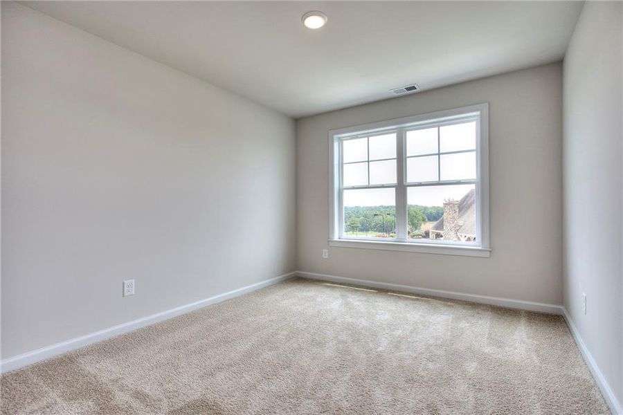 Spacious, unfurnished interior of a new home in , Homer (Image 30).